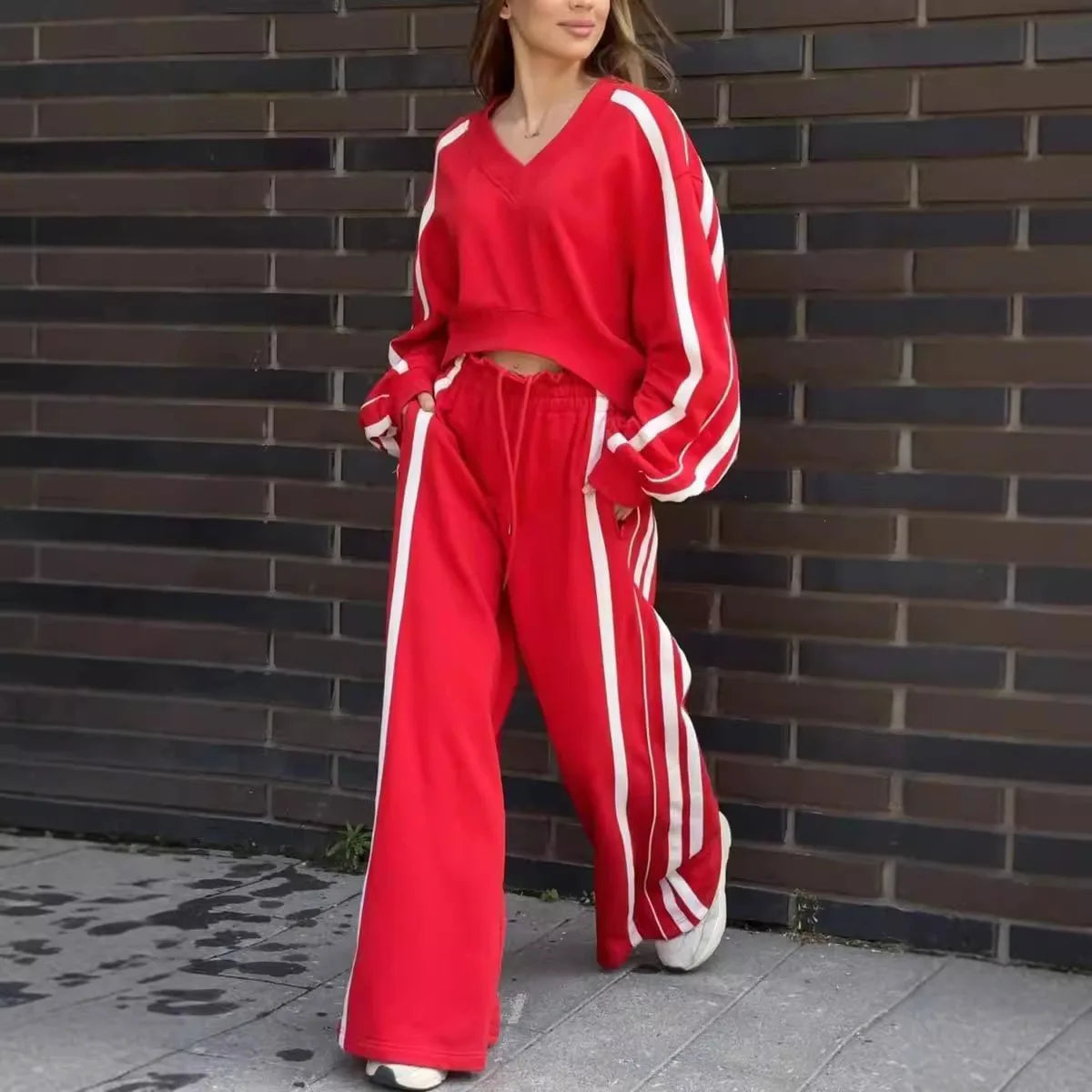 Women's Trendy V-neck Cropped Top & Wide Leg Pants 2-Piece Set Side Striped Casual Tracksuit
