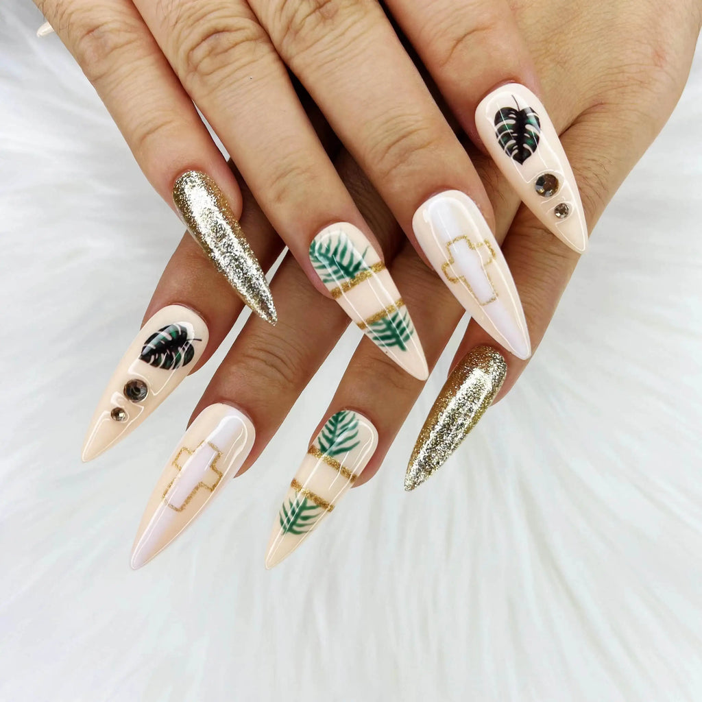2024 Newest Wholesale Private Label Handmade Press Nails Ins Most Popular Trending Artificial Fingernails Acrylic Full Design