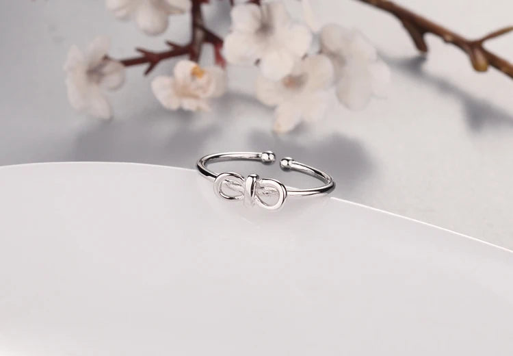 Korean Sweet Style Lovely Women White Gold Plated Ring Bowknot Engagement Band Rings