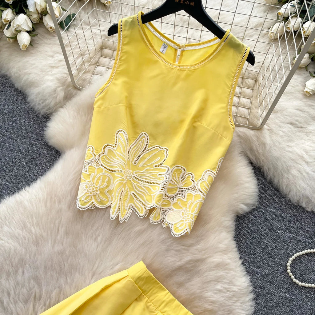 2026 Summer New Fashionable Embroidered Jacquard Vest High Waist Pleated Skirt Women's Set