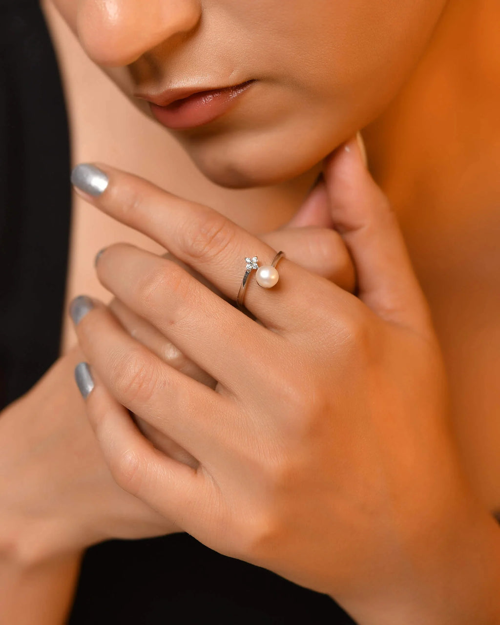 Women's Silver Classic Heart-Shaped Pearl Ring Rose Gold/Platinum Plated Elegant Pearl Set Sleek Band Wedding Engagement Gift