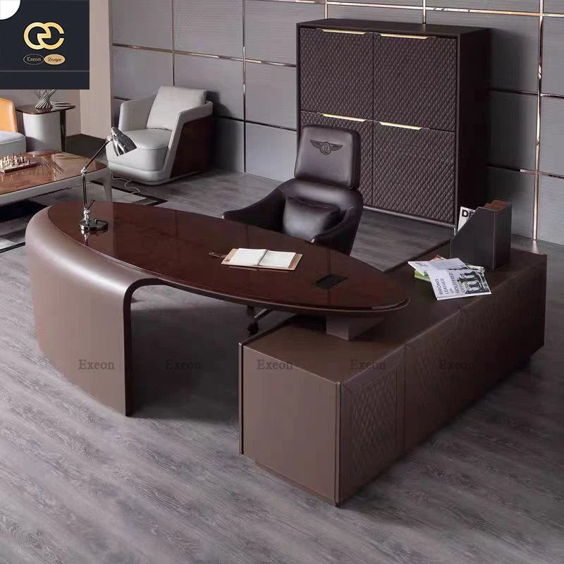 High-end Italian Luxury Design Solid Wood Table High-end Villa Home Learn Luxury Table