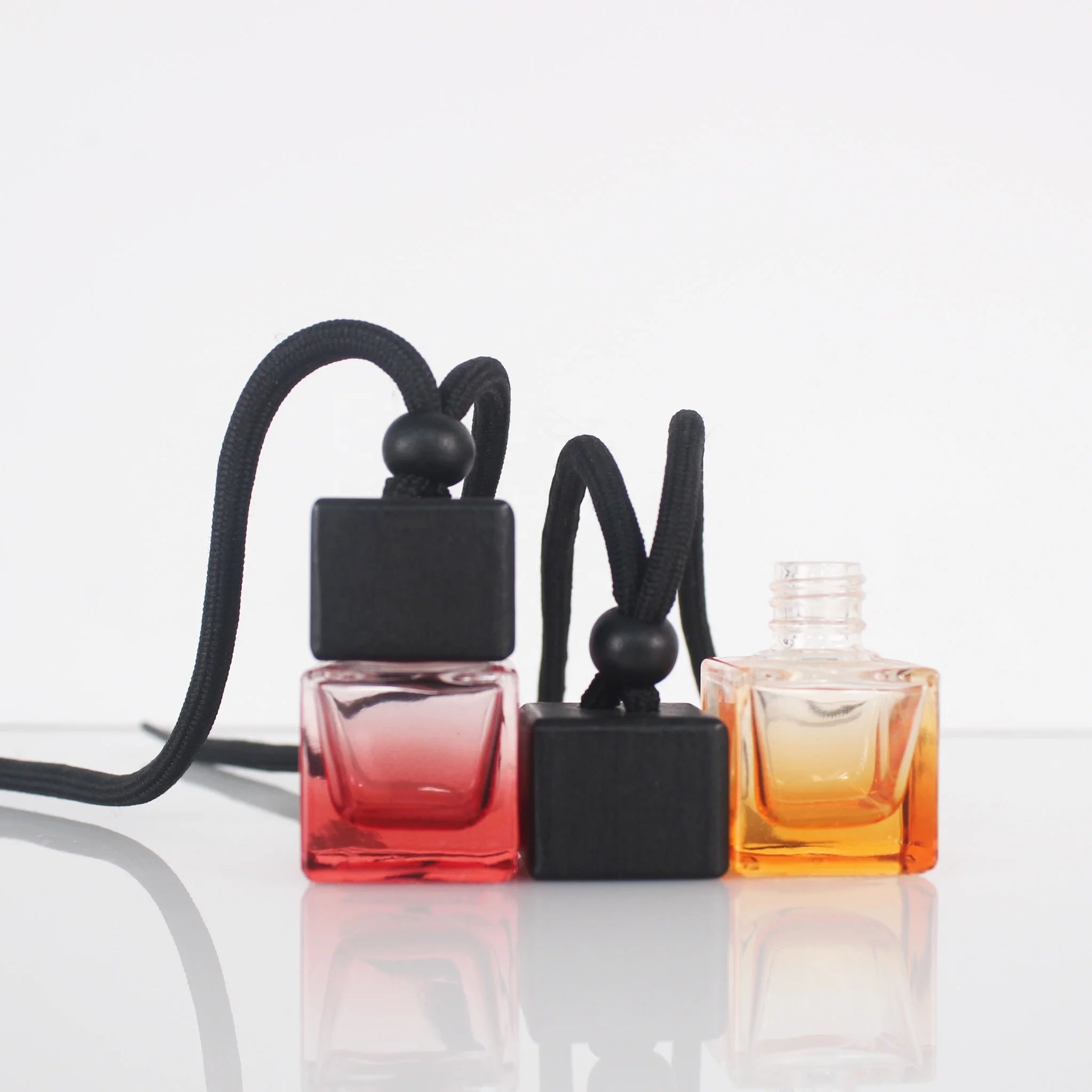6ml New Arrival Car Hanging Glass Emtpy Bottle With Square Black Wooden Cap Car Air Freshener Diffuser Perfume Bottle