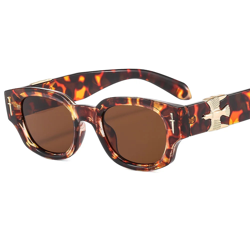 Sunglasses 2024 Fashion Small Cat Eye Eyewear High Quality Frame Custom Women Metal Decoration Sunglasses Wholesale UV400