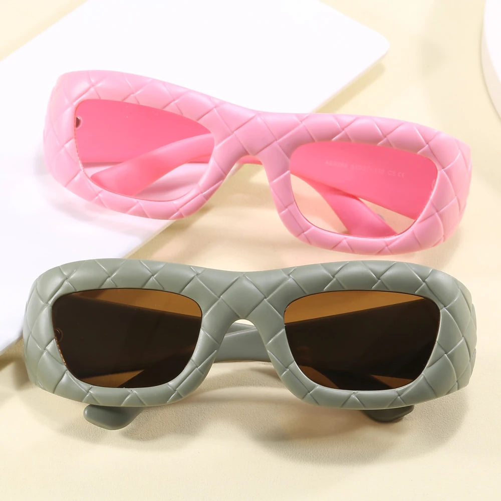 Superhot Eyewear 20524 Fashion 2024 Retro Y2K Rectangle UV400 Outdoor Vacation Shades Sunglasses