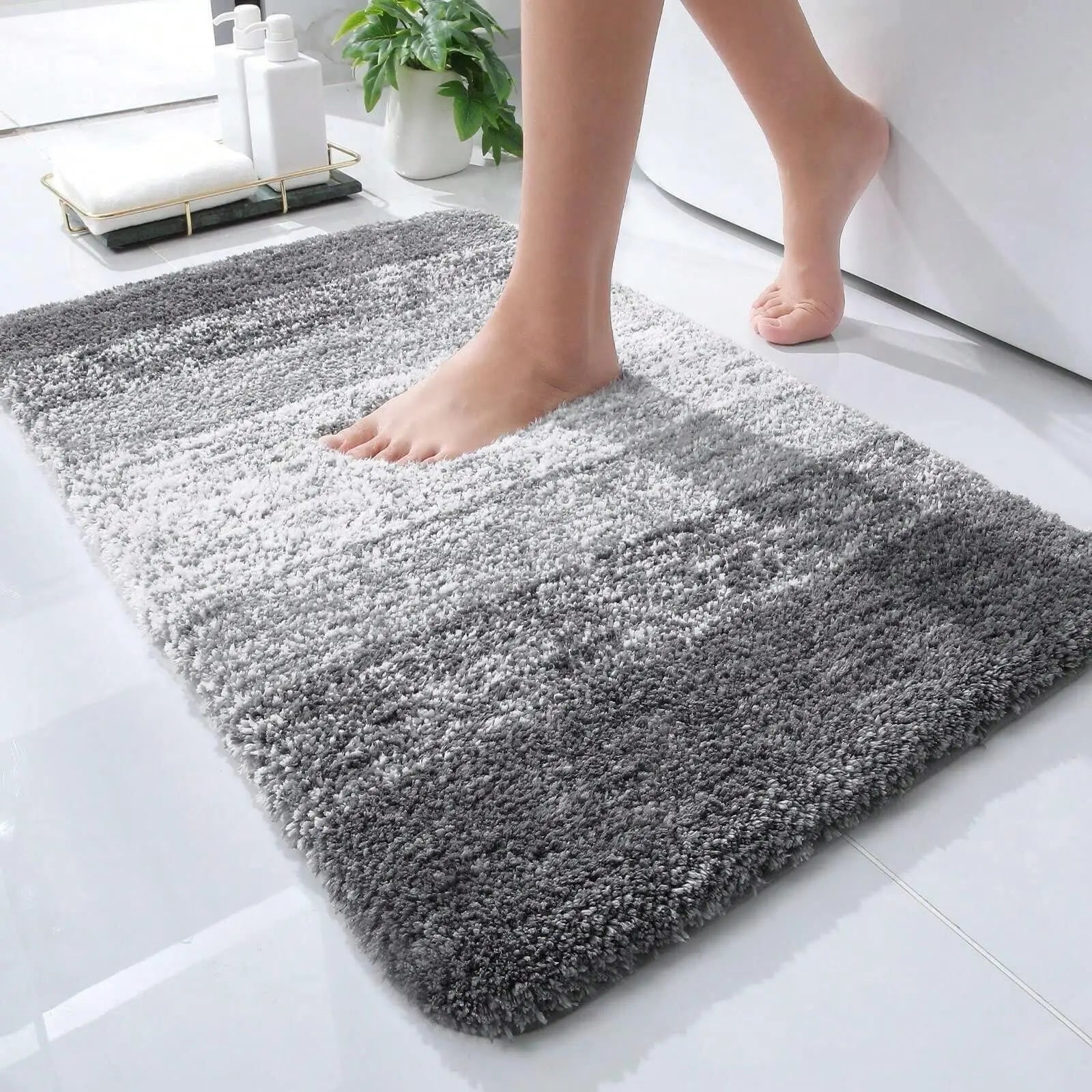 Microfiber Non-Slip Extra Absorbent Quick Dry Soft Shower Mat Modern Home and Hotel Bathroom Carpet Tufted Technique