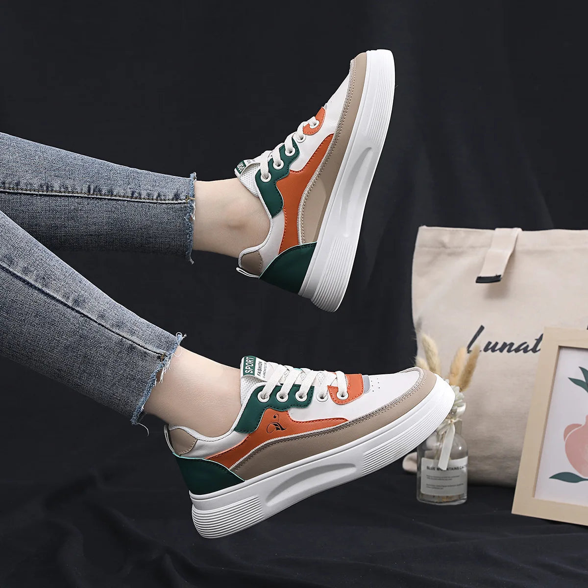 High Quality Men Shoes Hot Selling Design Wholesale Fashion Men Sneakers Chunky Casual Shoes Couple Sport Walking Style Shoes