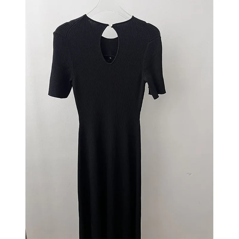 2024 Autumn High-quality New French Style Fashion Staple Button Slim Knit Black Short-sleeved Casual Dress
