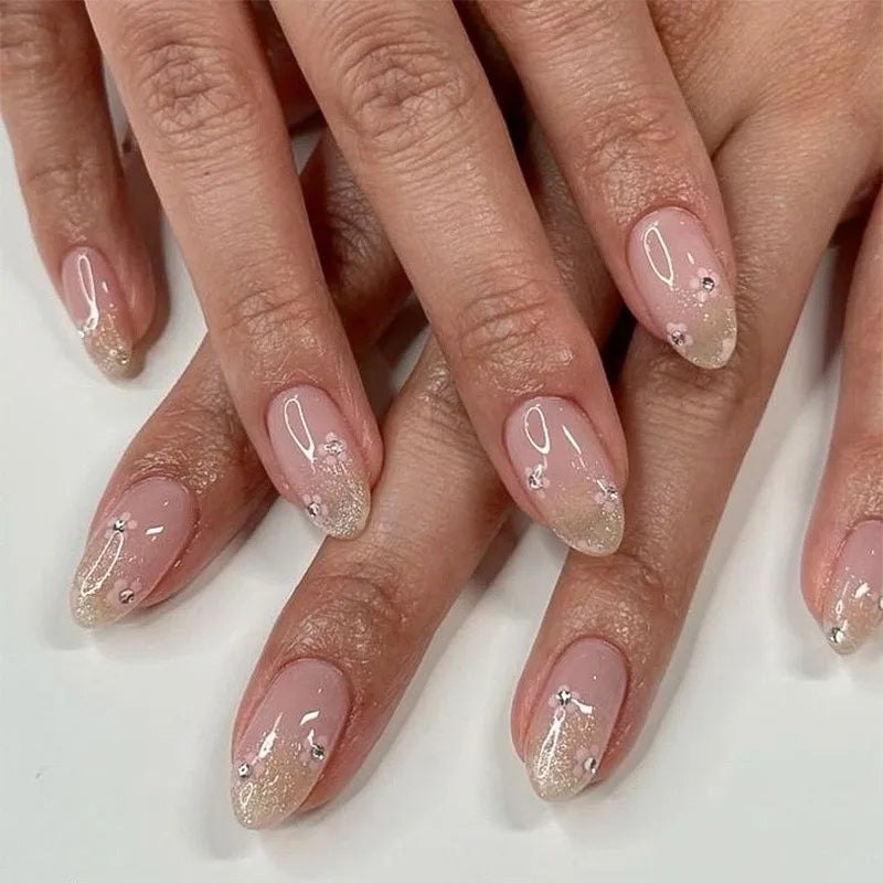 24 Pcs/set Soft Acrylic 3723 Glitter Gradient with Floral Design on Short Round Nails Press on Nails Artificial Fingernails