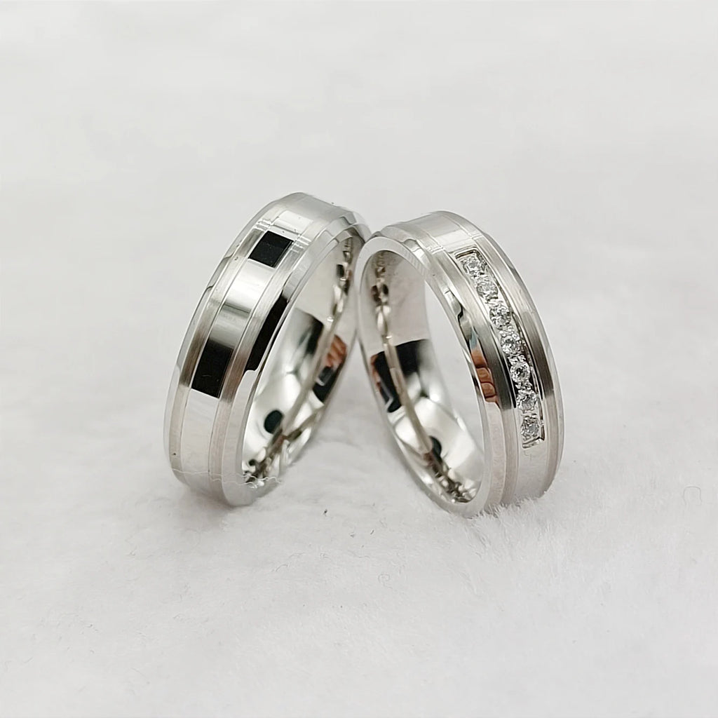 Splendid Designer 2pcs Bridal Wedding Engagement Rings Bridal Sets Silver Stainless Steel Jewelry Statement Ring