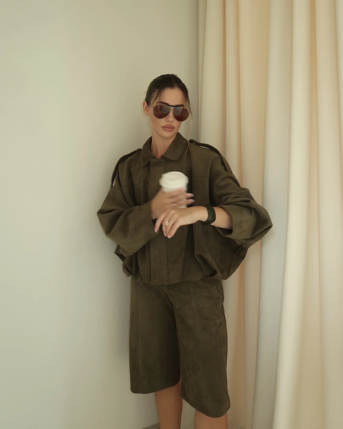 2026 Spring New Style French Retro Zippered Collar Loose-Fitting Leather Velvet Loose-Fitting Short Coat Women Jacket for Women
