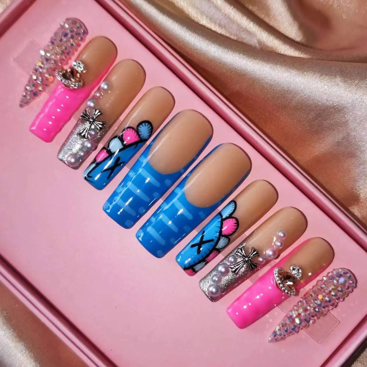 2024 Newest Wholesale Private Label Handmade Press Nails Ins Most Popular Trending Artificial Fingernails Acrylic Full Design
