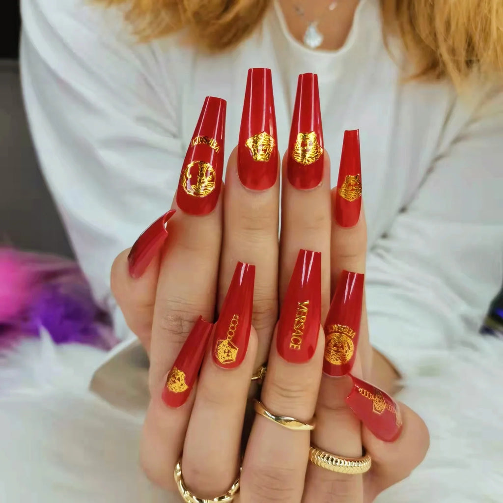 2026 Handmade New Arrival Press-On Nails False Artificial Fingernails with Design for Finger Application Includes Packaging Box