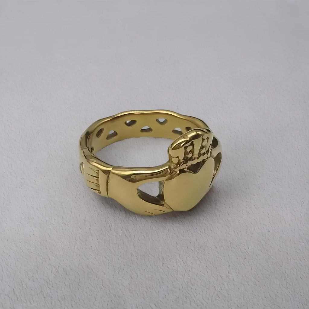 Irish Claddagh Style Wholesale Jewelry Gold and Silver Color Crown Rings in Gold Plated Stainless Steel