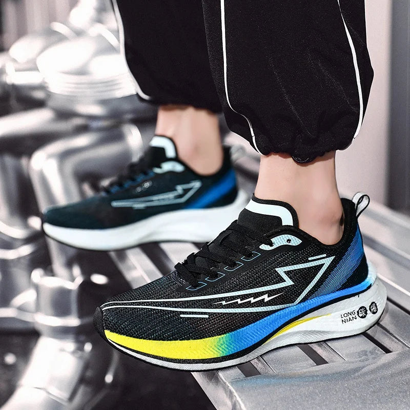 2026 NEW Professional Ultra-Light Carbon Plate Men's Running Shoes for Autumn Small Size Casual Sneakers with Shock Absorption