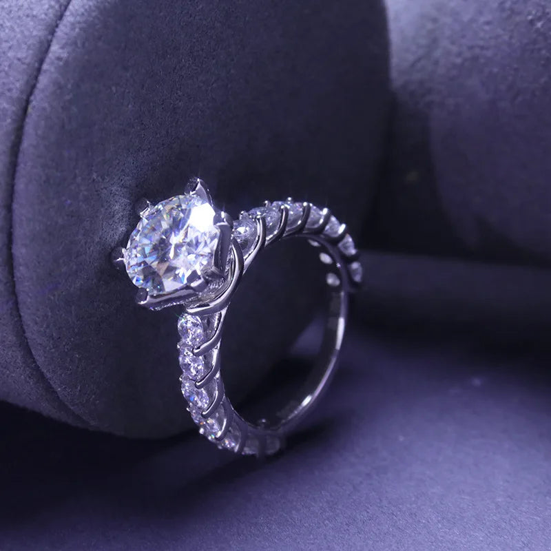 Wedding Ring Wholesale 925 Sterling Silver Casual Rings 2ct Big Moissanite Rhodium Plated for Ladies