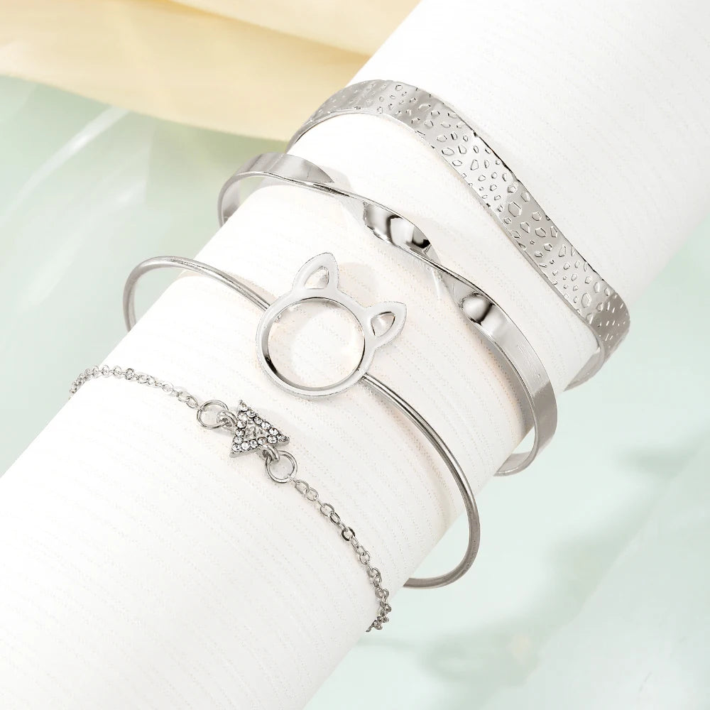 New Cute Cat Geometric Diamond Gold Metal Bracelets for Women Crystal Twisted Gold Color Metal Bangle Fashion Jewelry Gifts