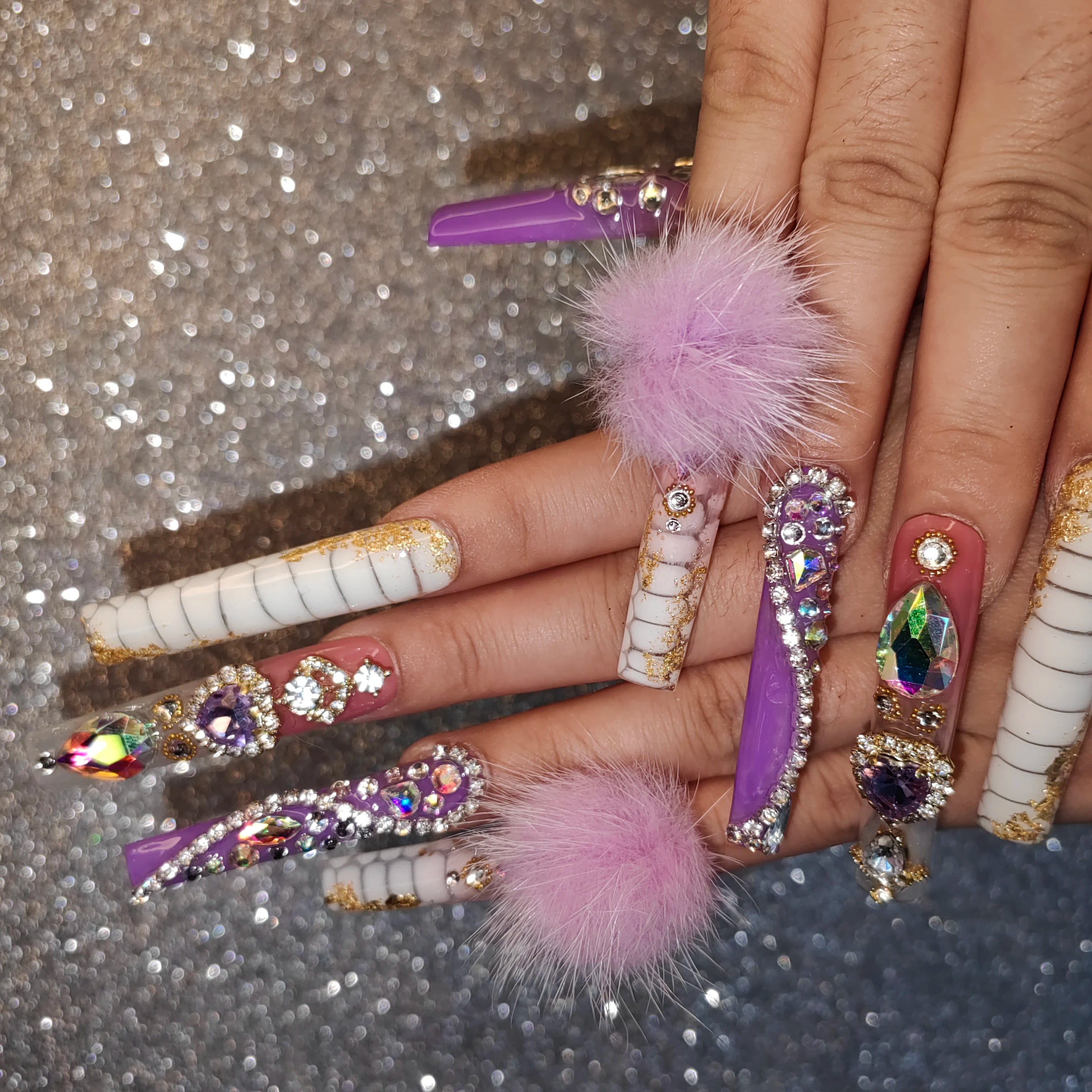 2024 Newest Wholesale Private Label Handmade Press Nails Ins Most Popular Trending Artificial Fingernails Acrylic Full Design