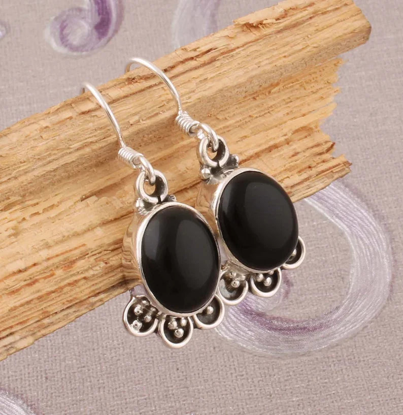 Hot Selling 925 Sterling Silver Natural Black Onyx Oval Cabochon Hoop Earrings Minimalist Wedding Style at Factory Price