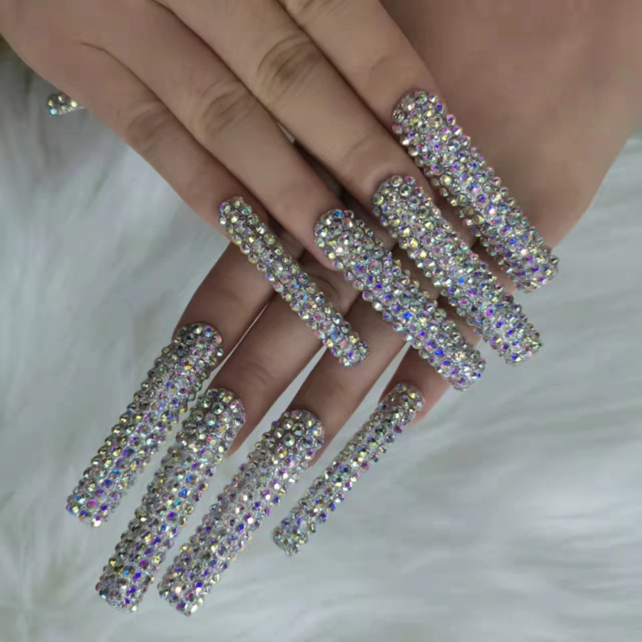 2024 Newest Wholesale Private Label Handmade Press Nails Ins Most Popular Trending Artificial Fingernails Acrylic Full Design