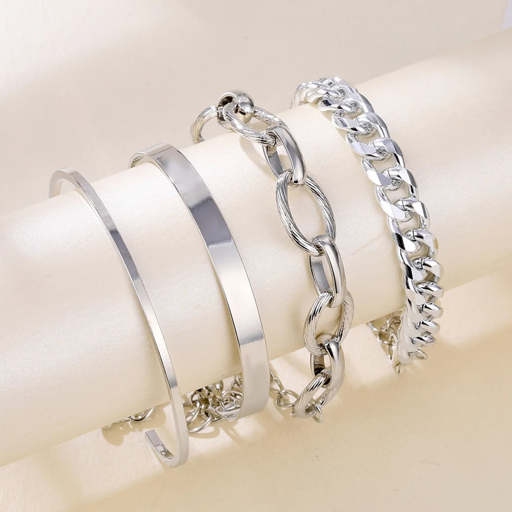 New Cute Cat Geometric Diamond Gold Metal Bracelets for Women Crystal Twisted Gold Color Metal Bangle Fashion Jewelry Gifts