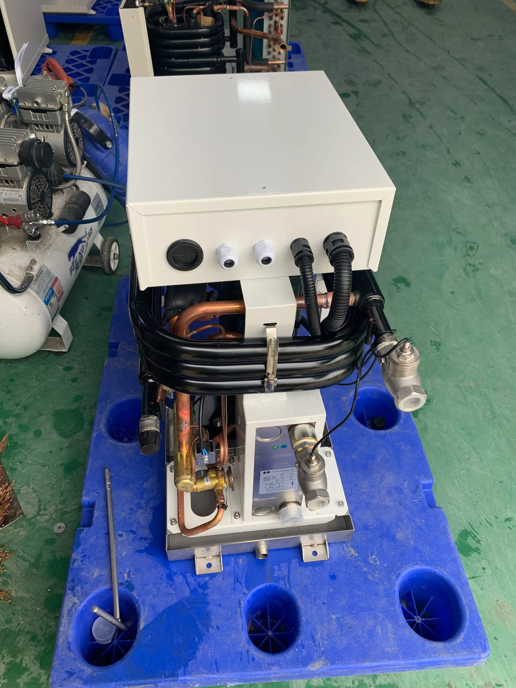 Dometic CRUISAIR Replacement 380V 50Hz Eco-Friendly Copeland Compressor Marine Sea Water Cooled Water Chiller for Small Yacht