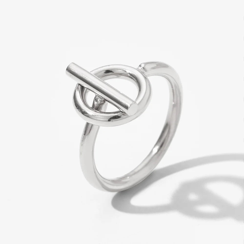 Simple and Fashionable New Product High-End T-Shaped OT Finger Rings 18 K Gold Plated Stainless Steel Rings for Woman Girls Gift