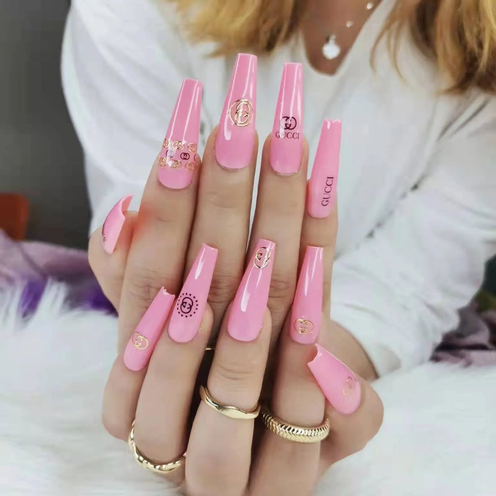 2026 Handmade New Arrival Press-On Nails False Artificial Fingernails with Design for Finger Application Includes Packaging Box