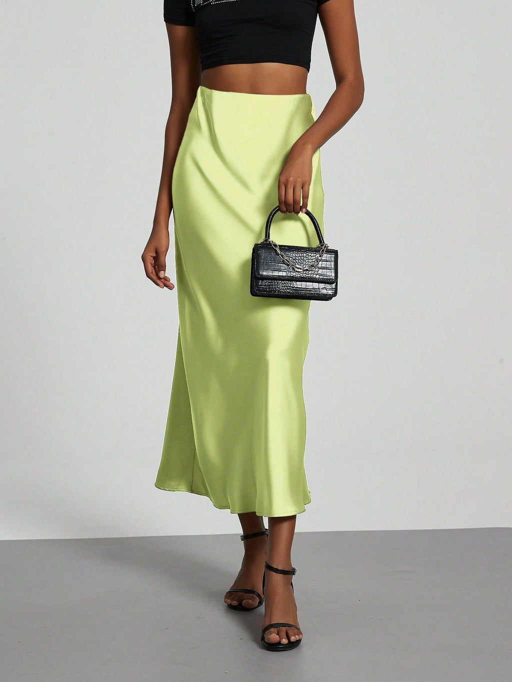 In-Stock Cross-Border Women's Clothing Wholesale European and American Style Elegant Satin Midi Skirt Slimming and Flowy