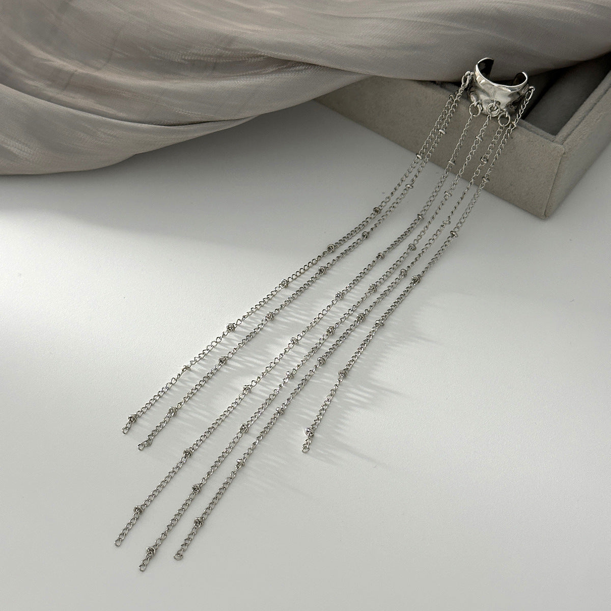 Unique Long Tassel No Piercing Ear Clip Earrings for Women New Gothic Silver Color C-shaped Ear Cuff Fashion Jewelry Gift