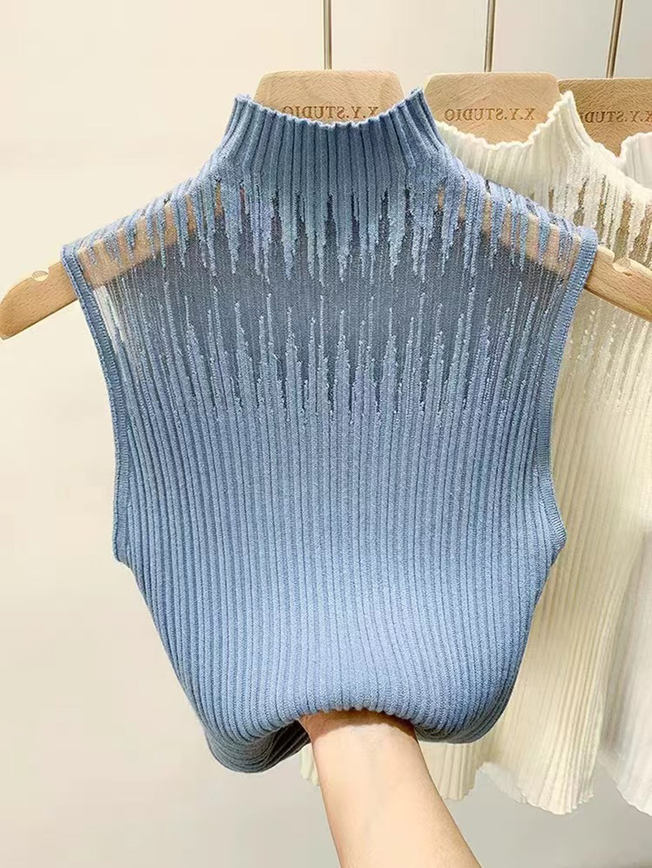 New Style Sleeveless Knit Top for Women, Summer Thin Style with a High-End Feel, Elegant Collar, Vacation Casual Top, Direct Cross-Border Supply