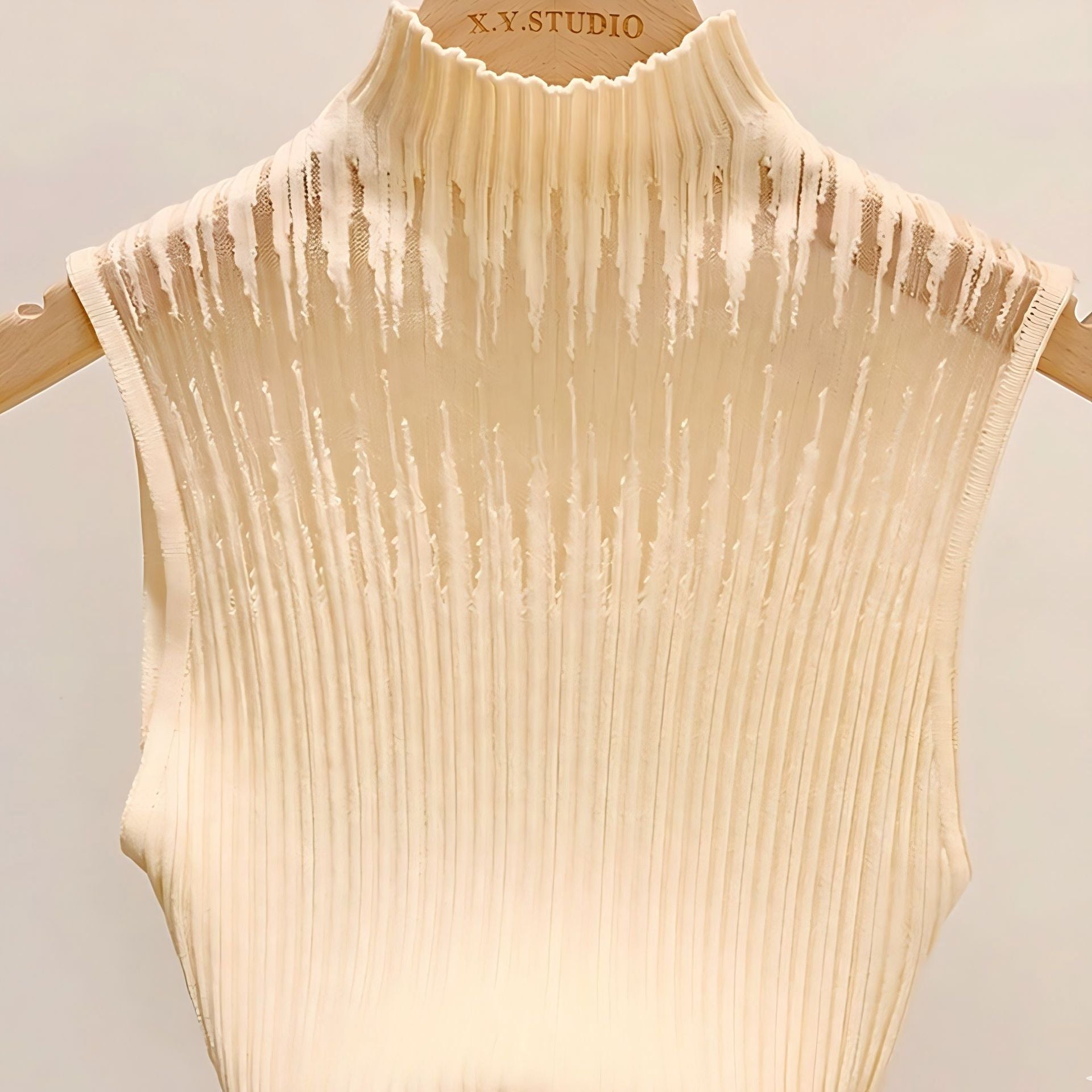 New Style Sleeveless Knit Top for Women, Summer Thin Style with a High-End Feel, Elegant Collar, Vacation Casual Top, Direct Cross-Border Supply