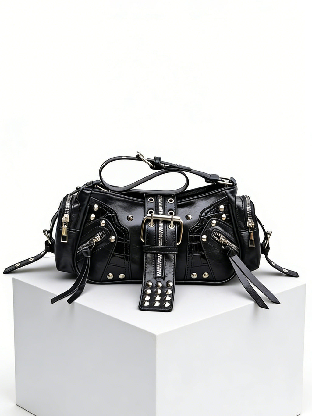 European and American Fashion Personality in Rivet Tassel Spicy Girl Motorcycle Retro Versatile Commuter Underarm Handbag Shoulder Crossbody Bag