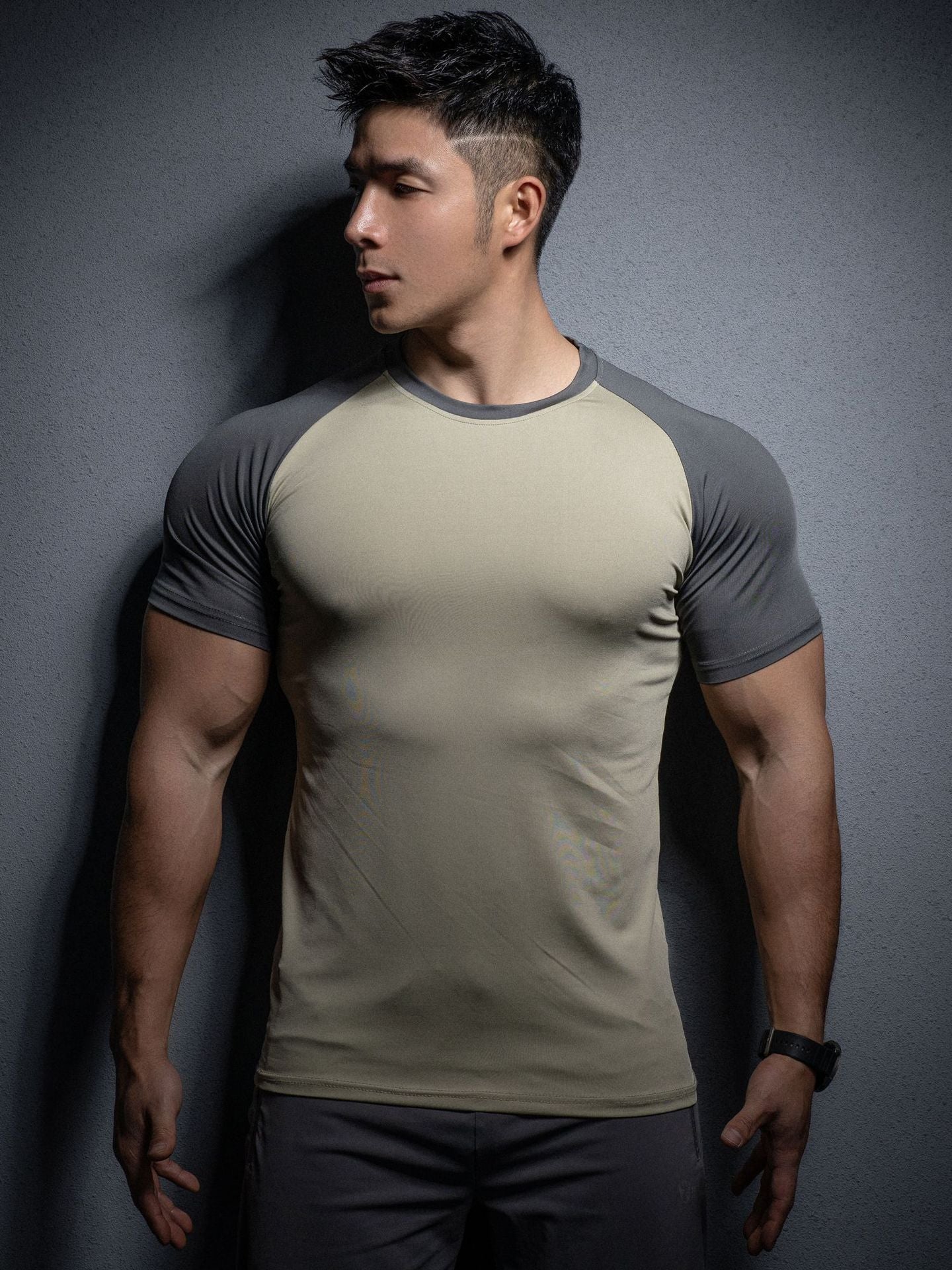 2024 Men Casual Compress Sports T-shirt Summer New gym Fitness Bodybuilding male Workout Short Shirts fashion Short Sleeves Tees