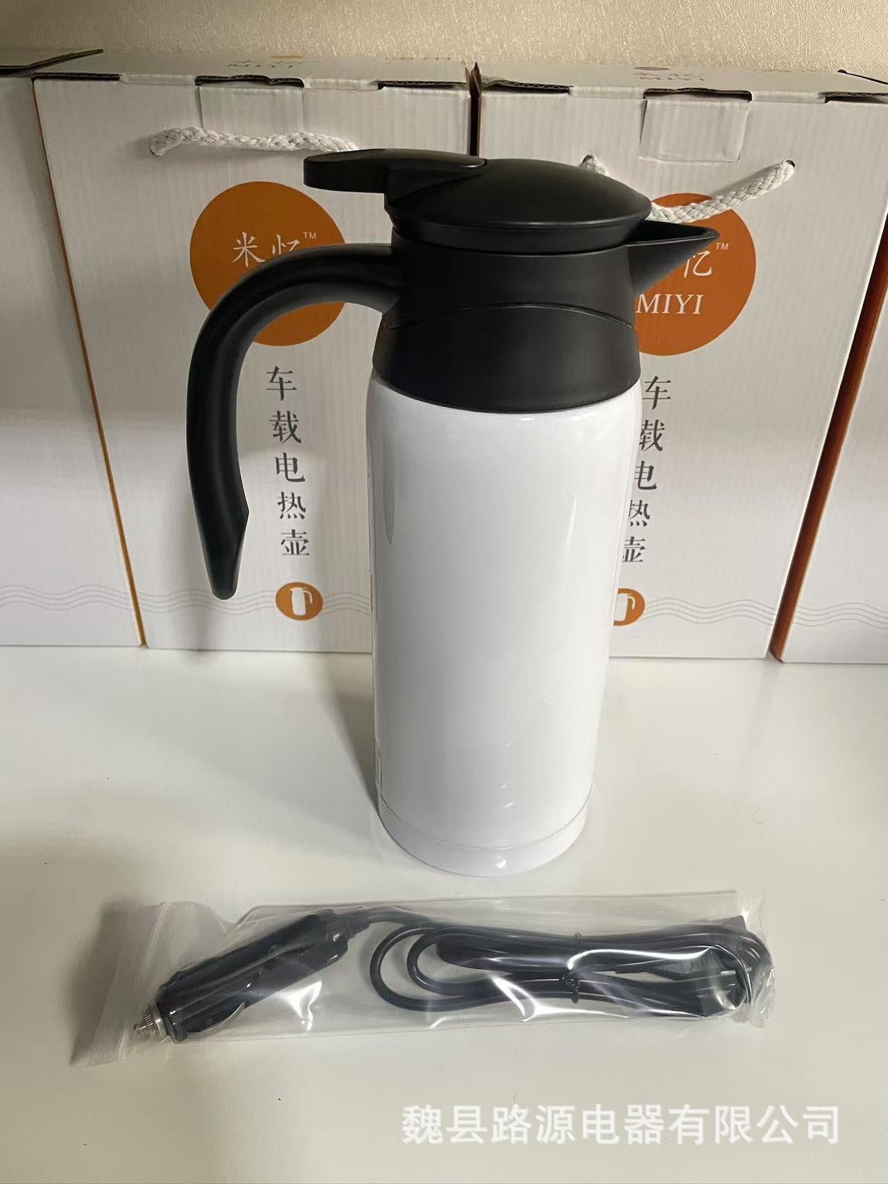 Cross-border car kettle 12V24V dual voltage smart kettle fast heating car kettle electric kettle