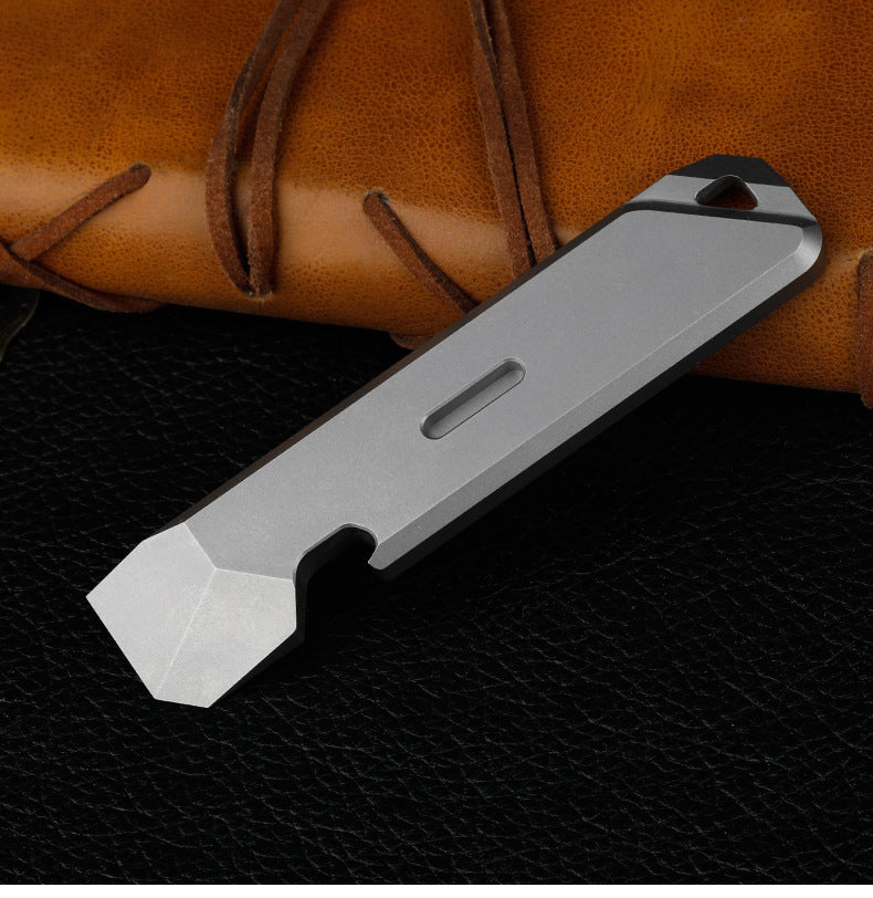 EDC Titanium Alloy Crowbar Portable Bottle Opener Safety Belt Cutter Outdoor Camping Gear Multifunction Tools