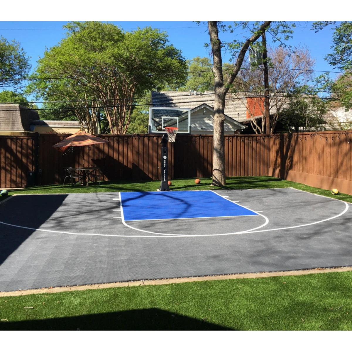 Modular Half-Court Basketball Floor Tiles - Interlocking Shock-Absorbing Tiles for Home/Gym/Community