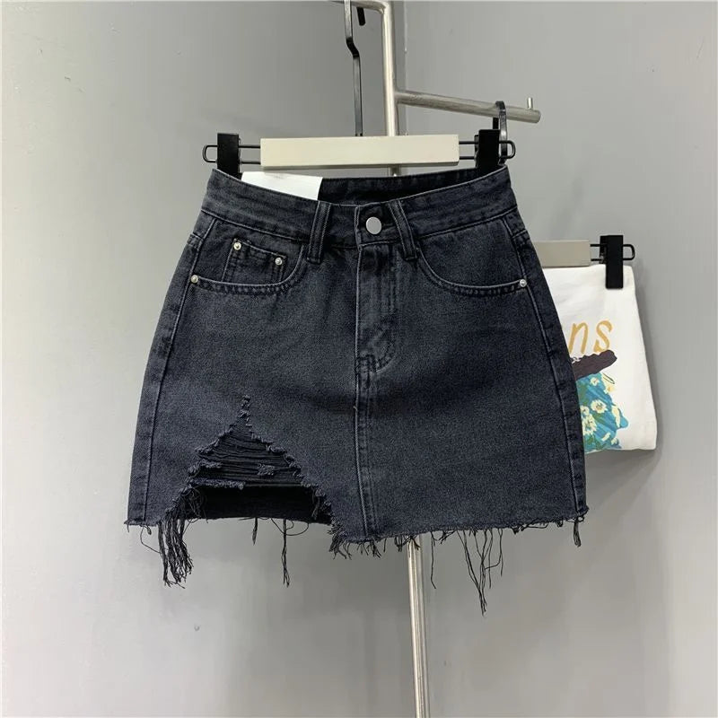 High Ripped Mini Denim Skirt Irregular Raw Fringe Hem Classic Front Pocket Design for Street and Daily Looks