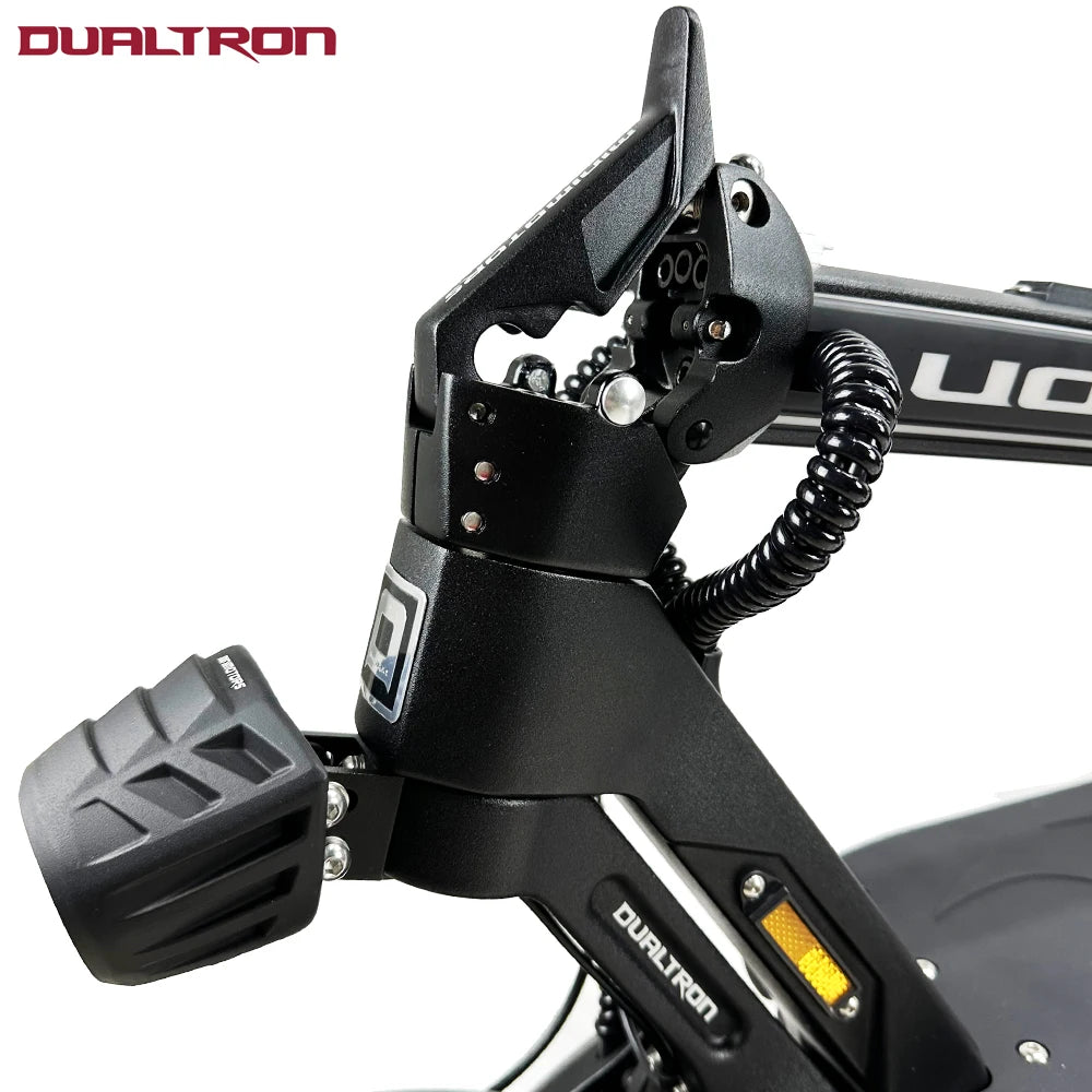 Official Dualtron Victor Limited 60V 35Ah EY4 Display 1300W*2 Dual Motor Top Speed 85km/h Dualtron Victor LTD Scooter
