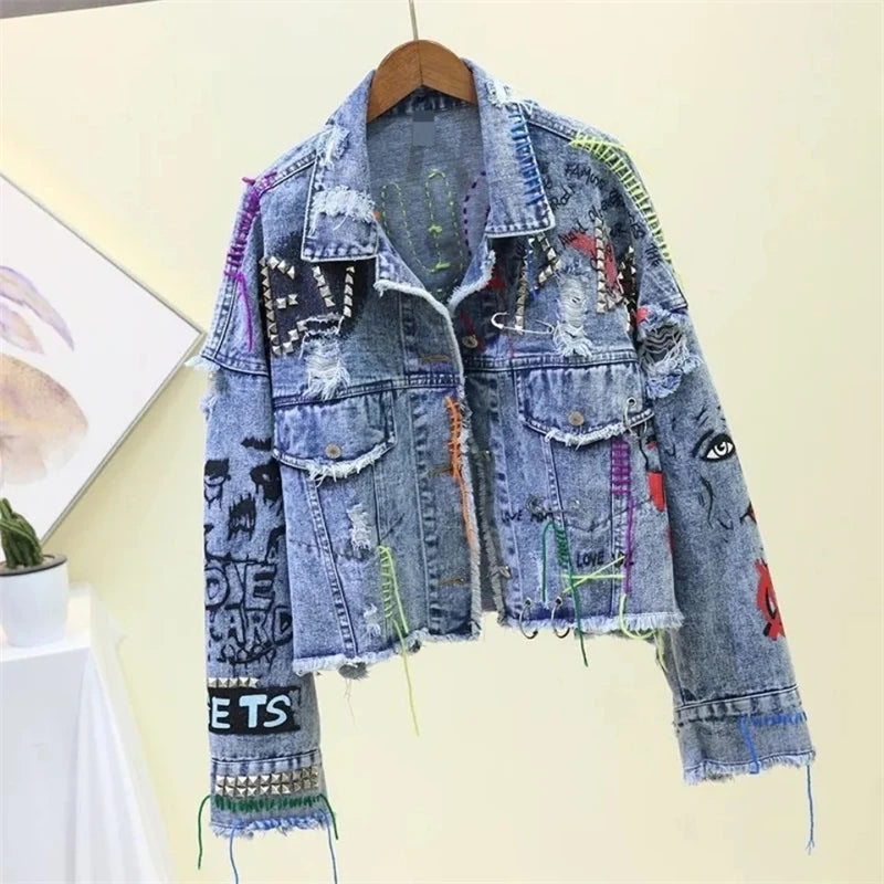 Rivet Beaded Line Tassel Letter Graffiti Print Women Denim Jacket Spring Autumn 2024 Casual Hole Denim Jacket Veste Femme