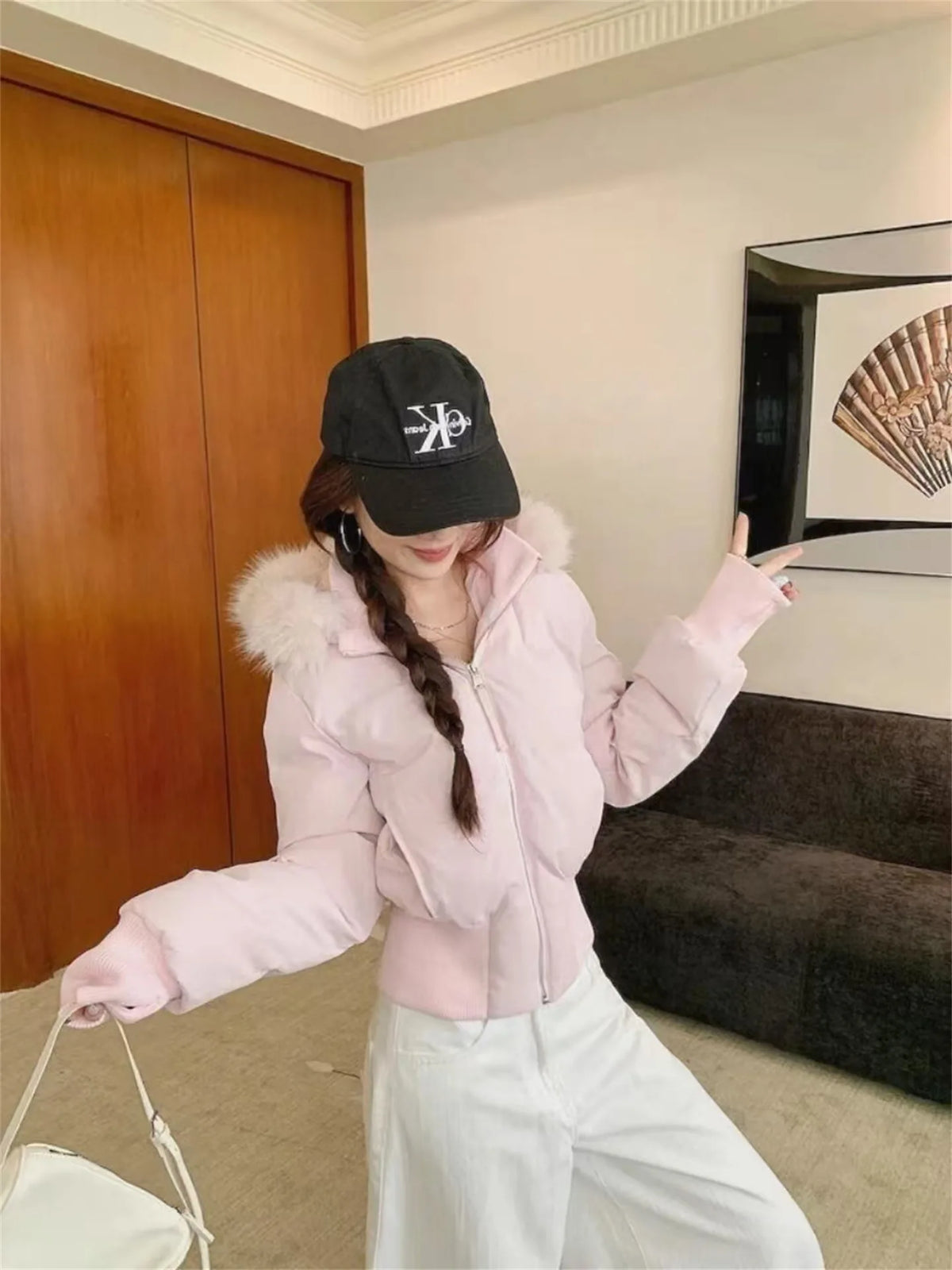 Winter New Women's Faux Fur Hooded Thick Padded Coat Slim Waist Short Cotton Jacket Sweet Style Warm Outerwear Parka