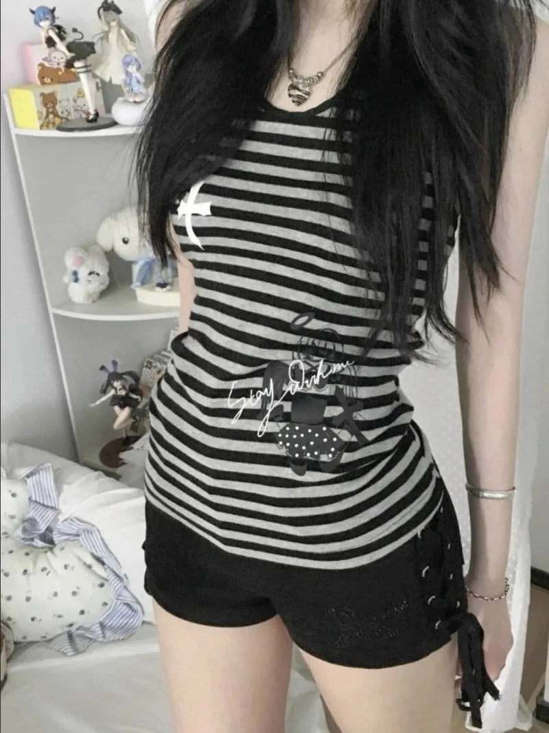Retro Hottie Tank Tops Y2K Striped Halter Backless Cami Top Women Grunge Streetwear Slim Fit Sleeveless Shirt Graphic Sexy Vest