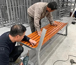 Factory Customized Wooden Outdoor Sun Lounger Ergonomic Sun Lounger Curved Wooden Garden Sun Lounger