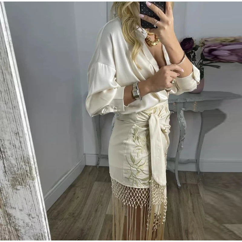 Vintage Embroidered Blouse Tie V Neck Cutout Patchwork Fringe Hem Puff Long Sleeve Tunic Cover Up Women's Relaxed Holiday Wear