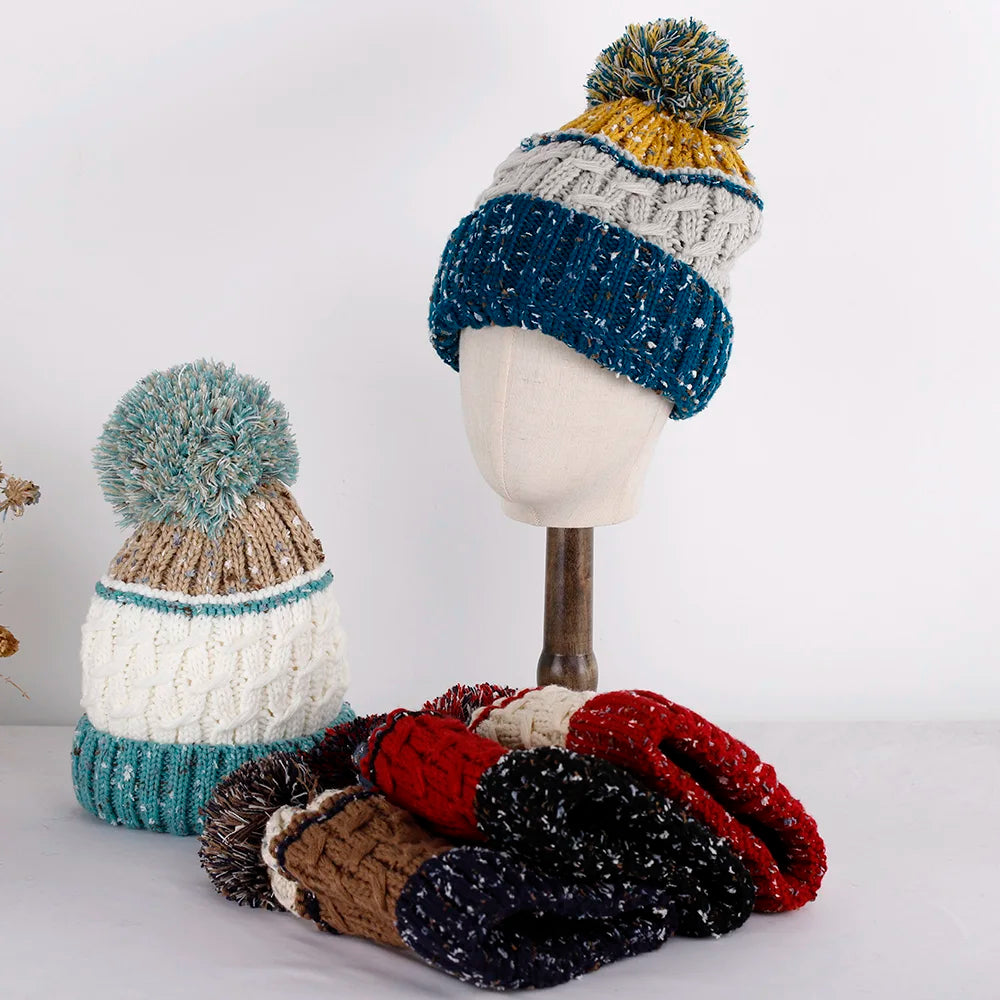 2024 skiing Cashmere Woman Winter Hat Autumn Beanies With Pompom Warm Wool Skullies fashion acrylic beanies winter hat
