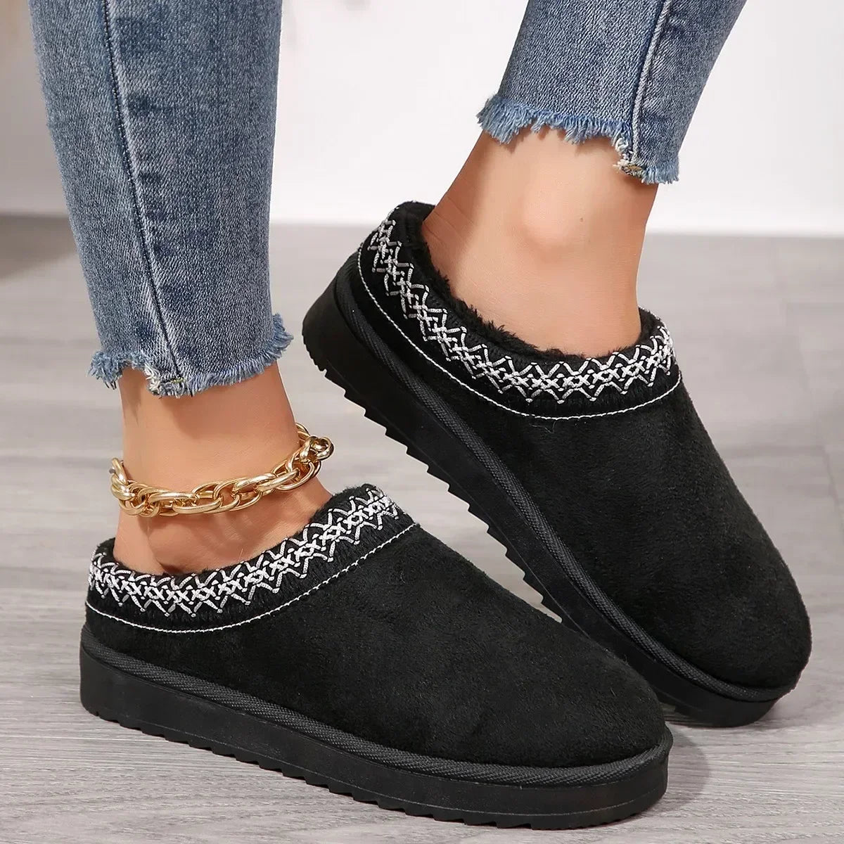 Winter 2024 New Cashmere Warm Thick Sole Heelless Covered Half Mop Cashmere Warm Uggs
