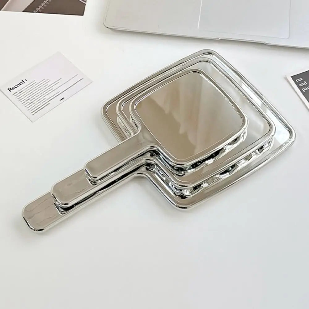 Beauty High Definition Handheld Mirror Liquid Shape Silver Makeup Mirror Fashion Travel Vanity Mirror Household