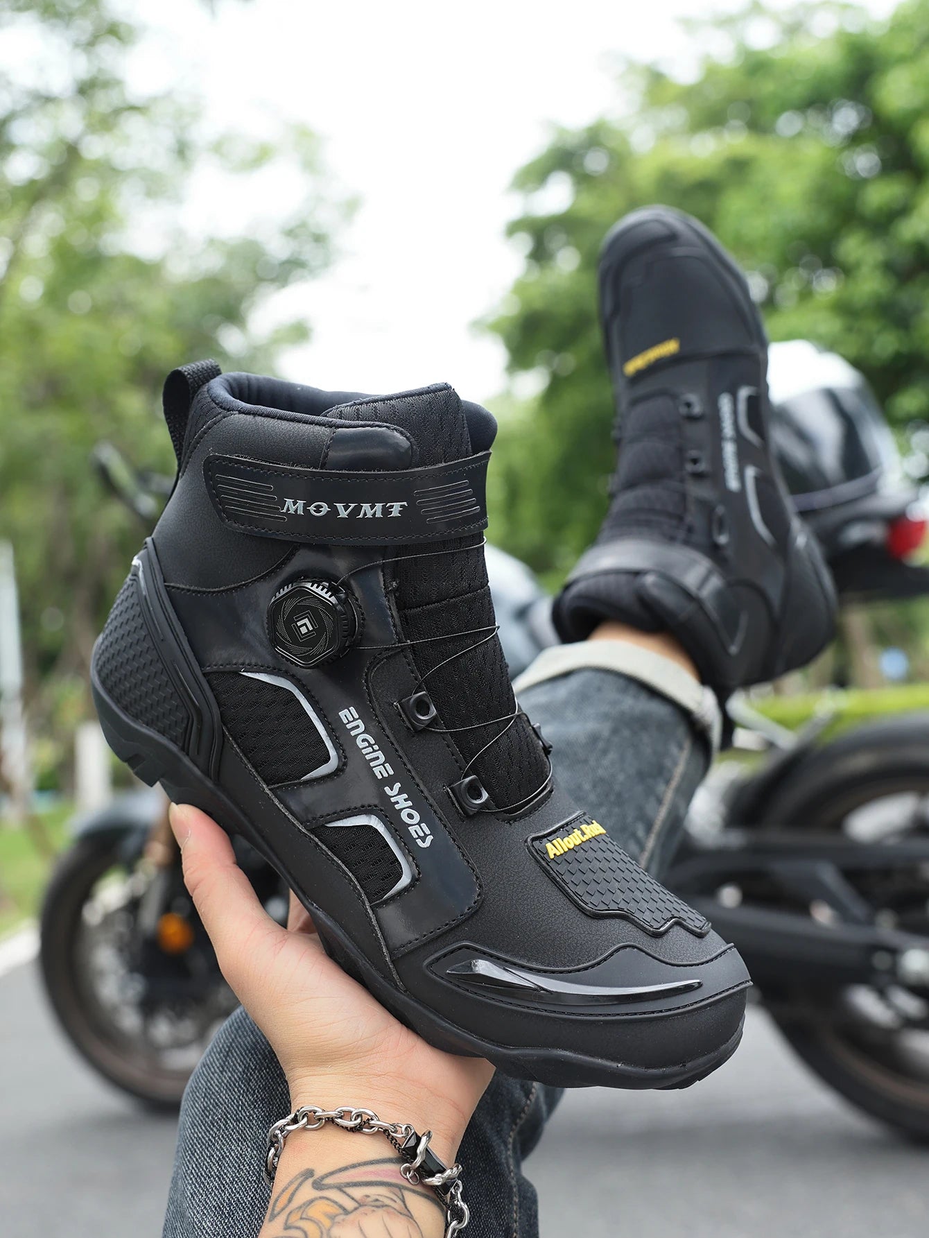 Motorcycle Riding Shoes Men's Breathable Leather Boots Casual Comfortable Slip-On Ankle Boots for Urban Cycling