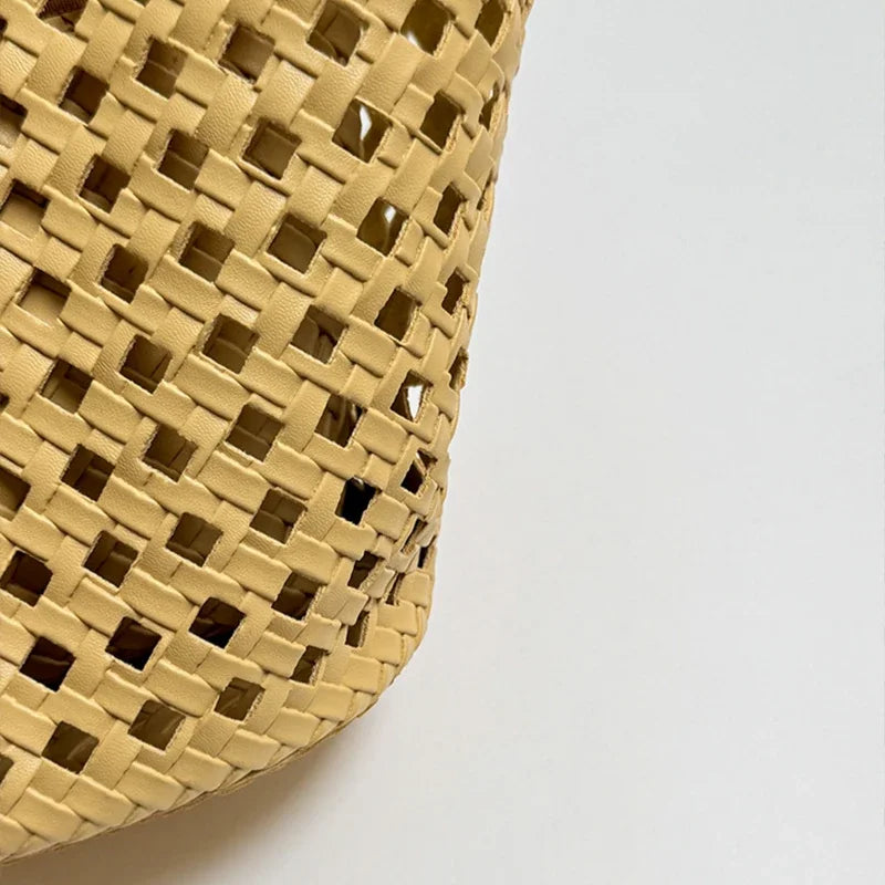 Hand-woven Openwork handBag With Zipper Inner Pocket,summer Pu Leather Beach Bucket Bags,large Capacity Simple Shopping handBag