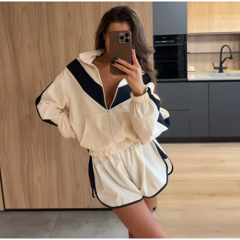 Fashion Contrast 2 Piece Short Set Women's Stand Collar Zip Lightweight Jacket Loose Mini Shorts 2026 New Lady Casual Outfit